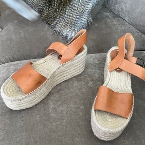 Soludos Flatforms Size 9
